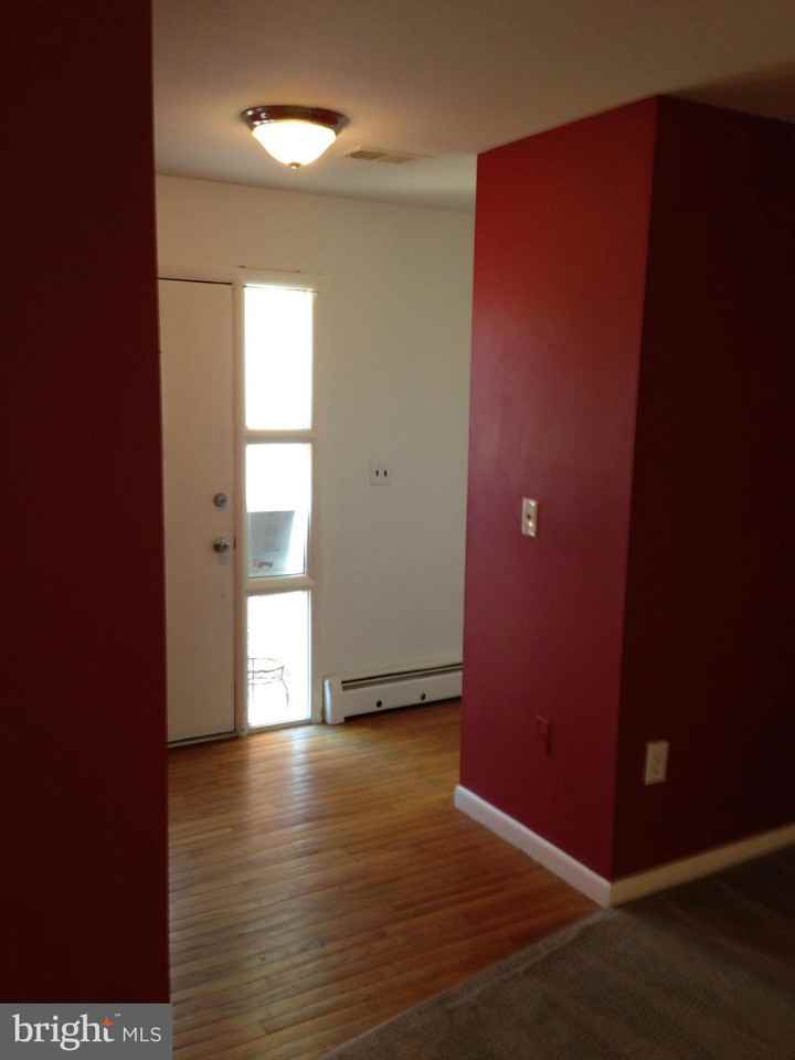 7 Woodsome Dr - Photo 2 of 22