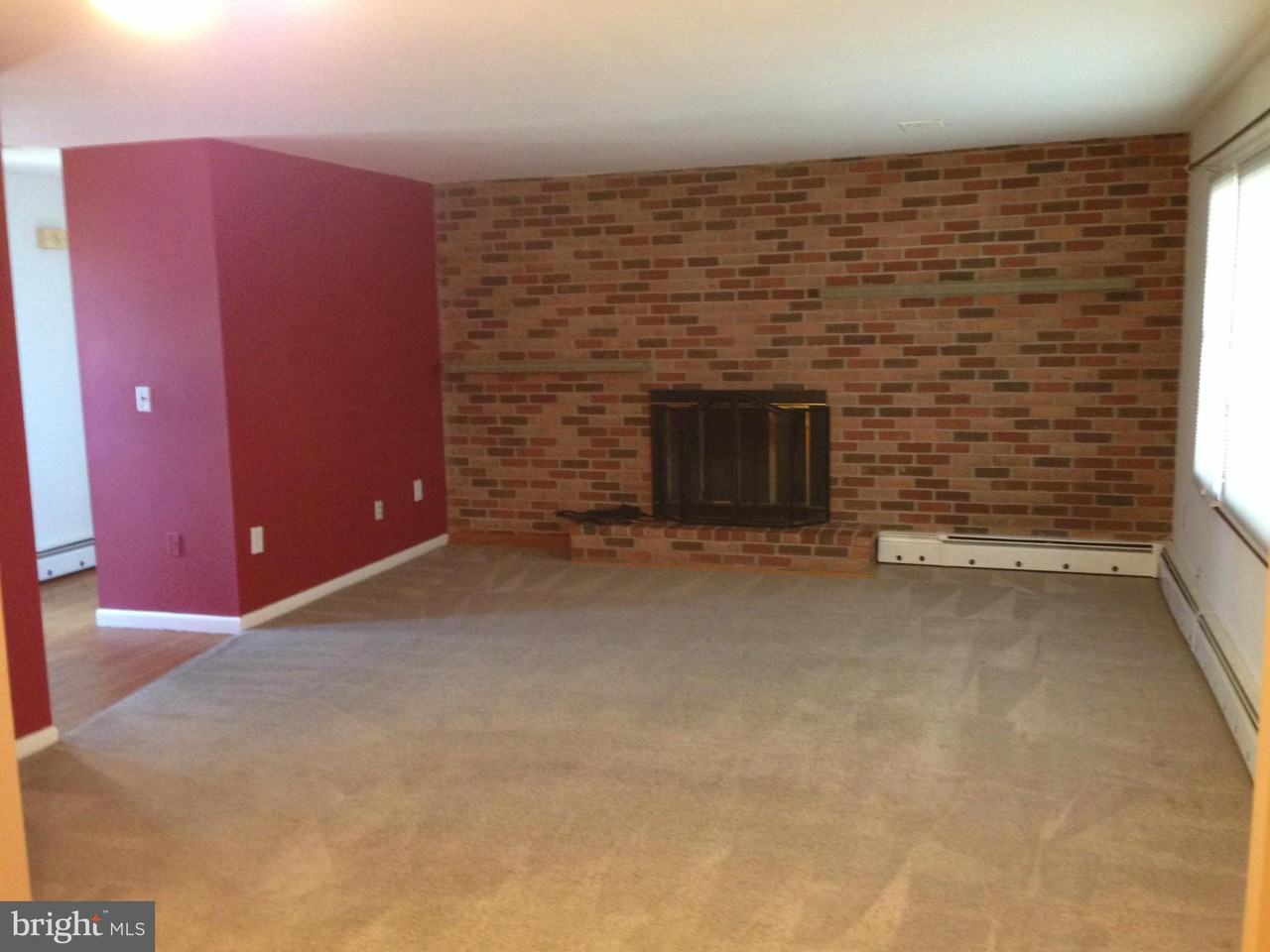 7 Woodsome Dr - Photo 3 of 22