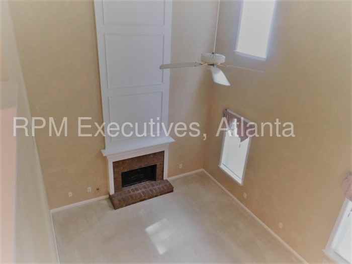 2983 Bancroft Glen - Photo 3 of 23