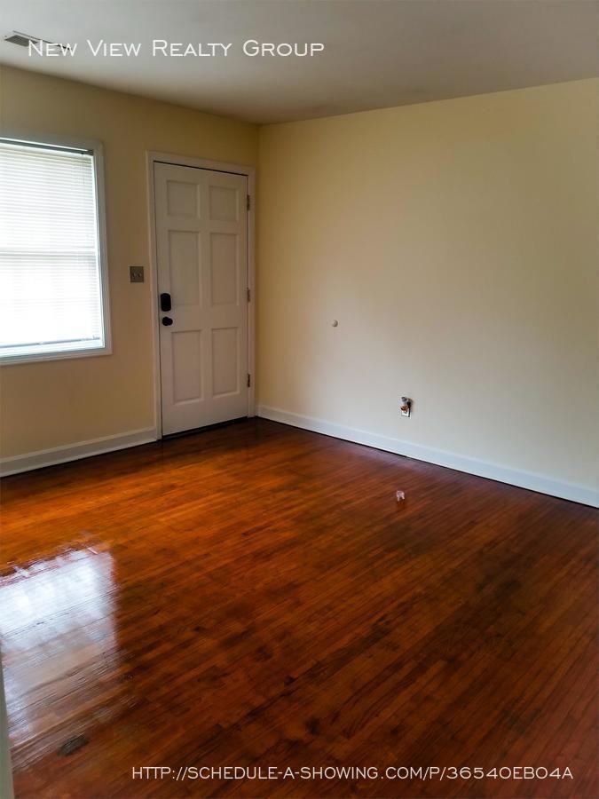 3515 Benard Ave #2 - Photo 2 of 11