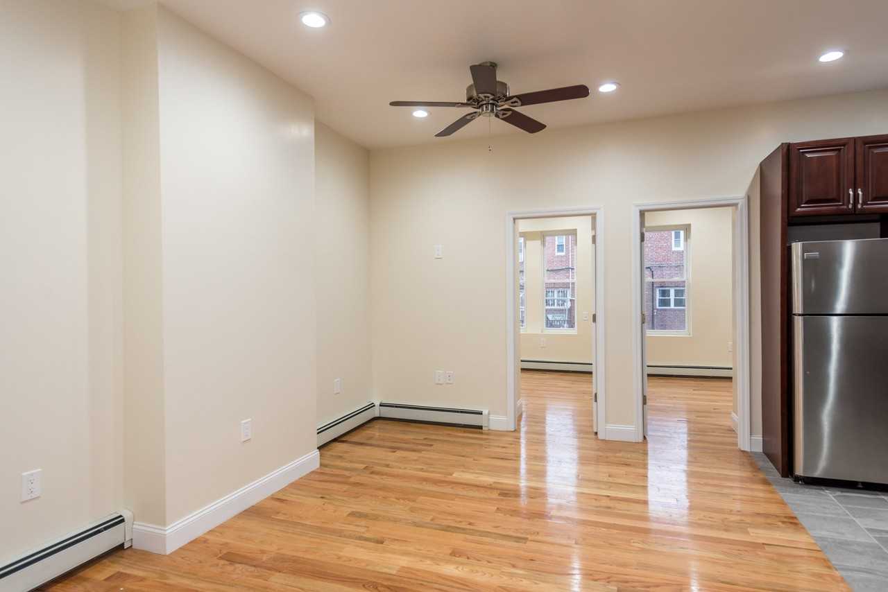 444 Suydam Street #10UG