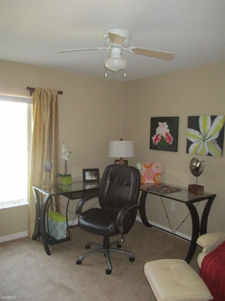 10600 Clear Lake Loop - Photo 3 of 10