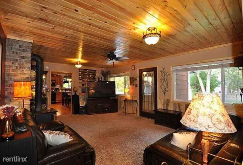 15295 Lolo Creek Rd - Photo 3 of 16