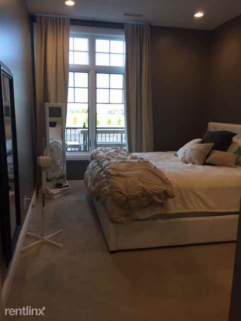 9 E Main St - Photo 3 of 10