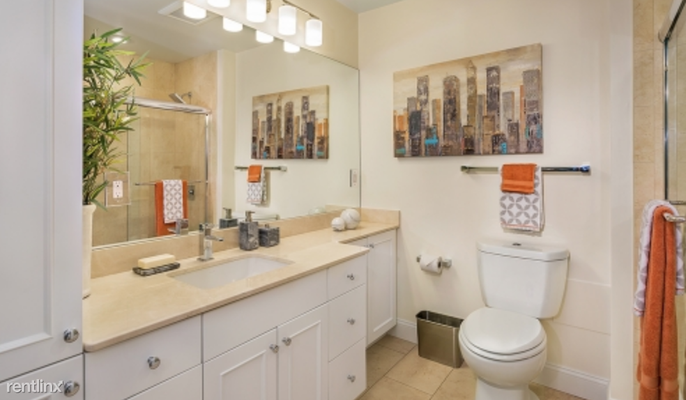 1441 Beacon St - Photo 3 of 5