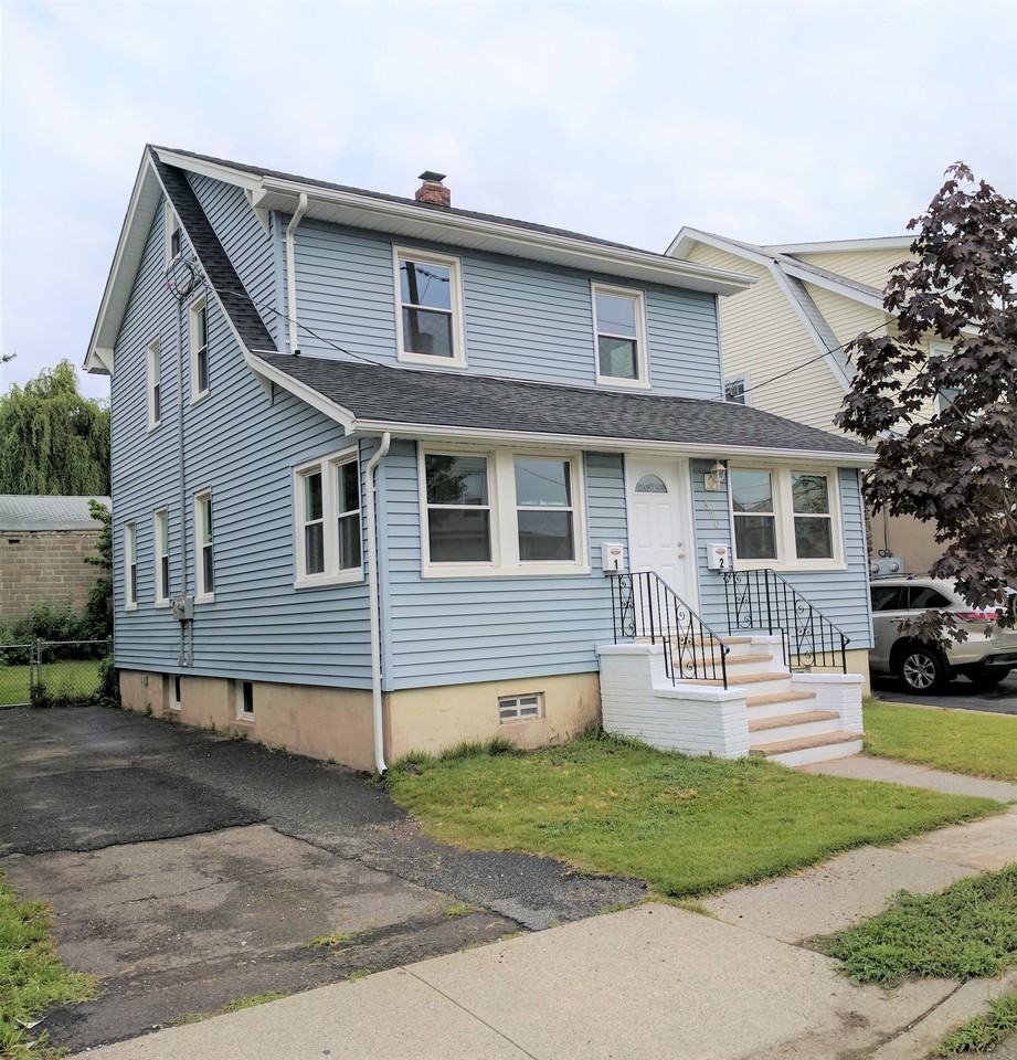 320 2nd St #2nd Floor - Photo 2 of 13