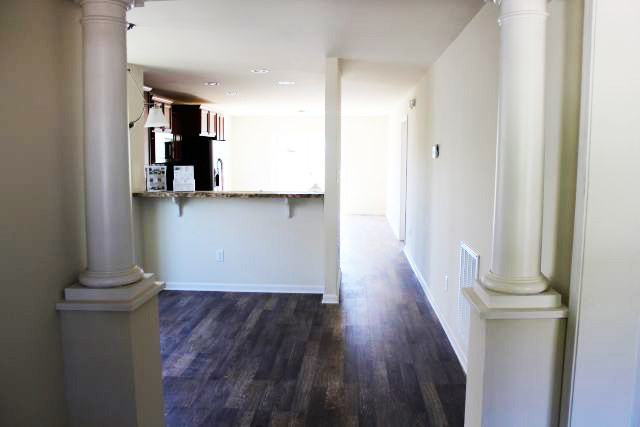 1365 W Ridge St - Photo 3 of 16