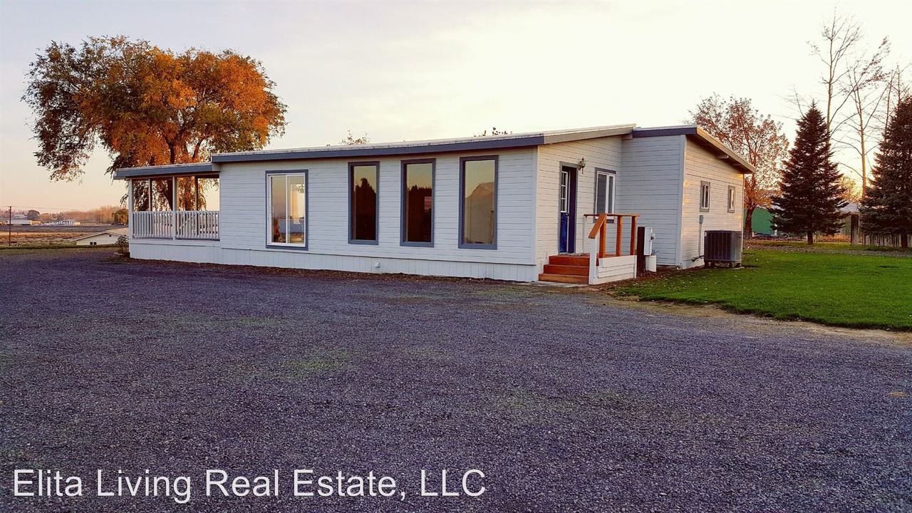 1079 Road K.8 NE - Photo 2 of 25