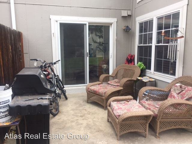 2645 S Xanadu Way #A - Photo 2 of 10