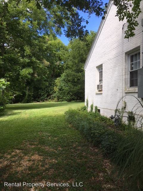 2131 Woodley Rd - Photo 2 of 13