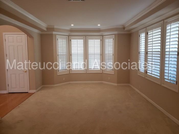 3486 Waterfront Cir - Photo 2 of 24