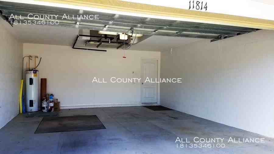 11814 Spindrift Loop - Photo 2 of 11