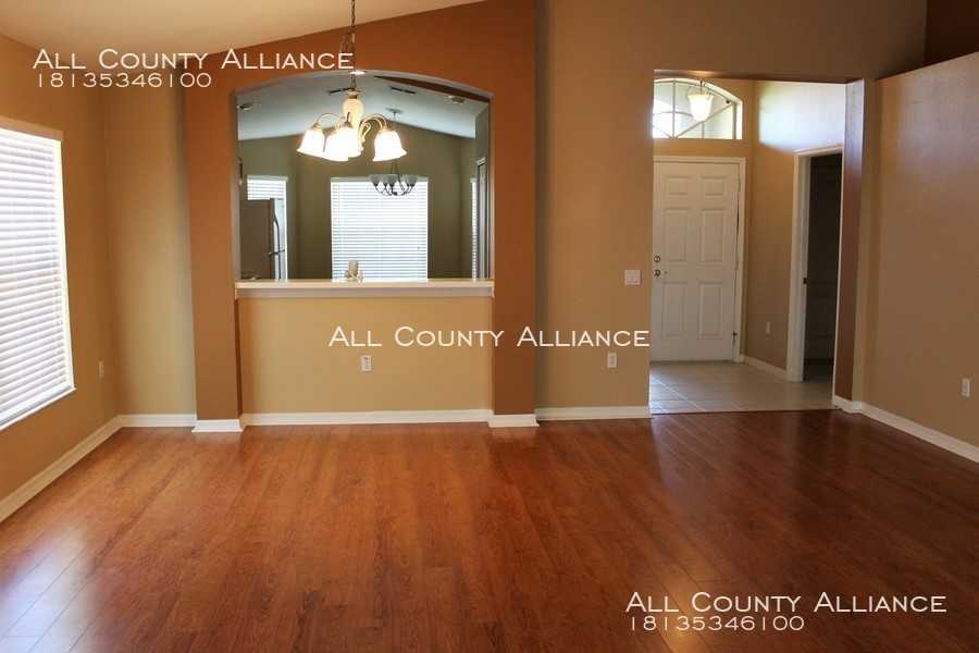 11814 Spindrift Loop - Photo 3 of 11