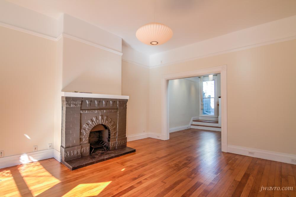 317 Eureka St - Photo 2 of 28