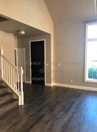 1040 Matthews Run Way - Photo 3 of 20