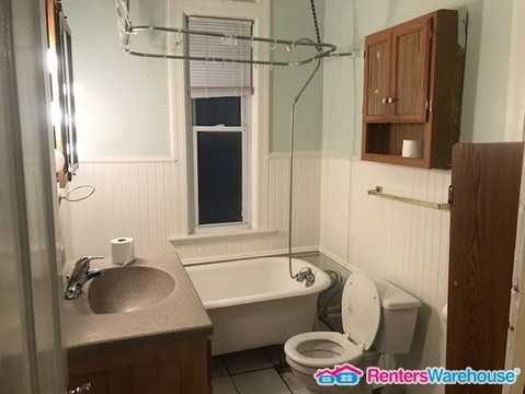 2457 N Oakland Ave - Photo 3 of 5