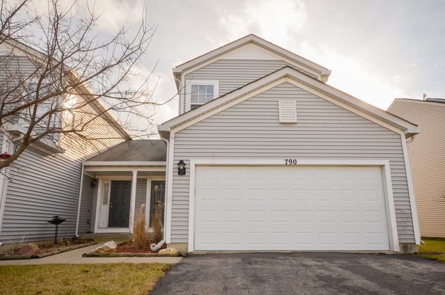 790 Wedgewood Cir - Photo 3 of 16