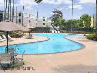 Summer House Apartments - Photo 2 of 7