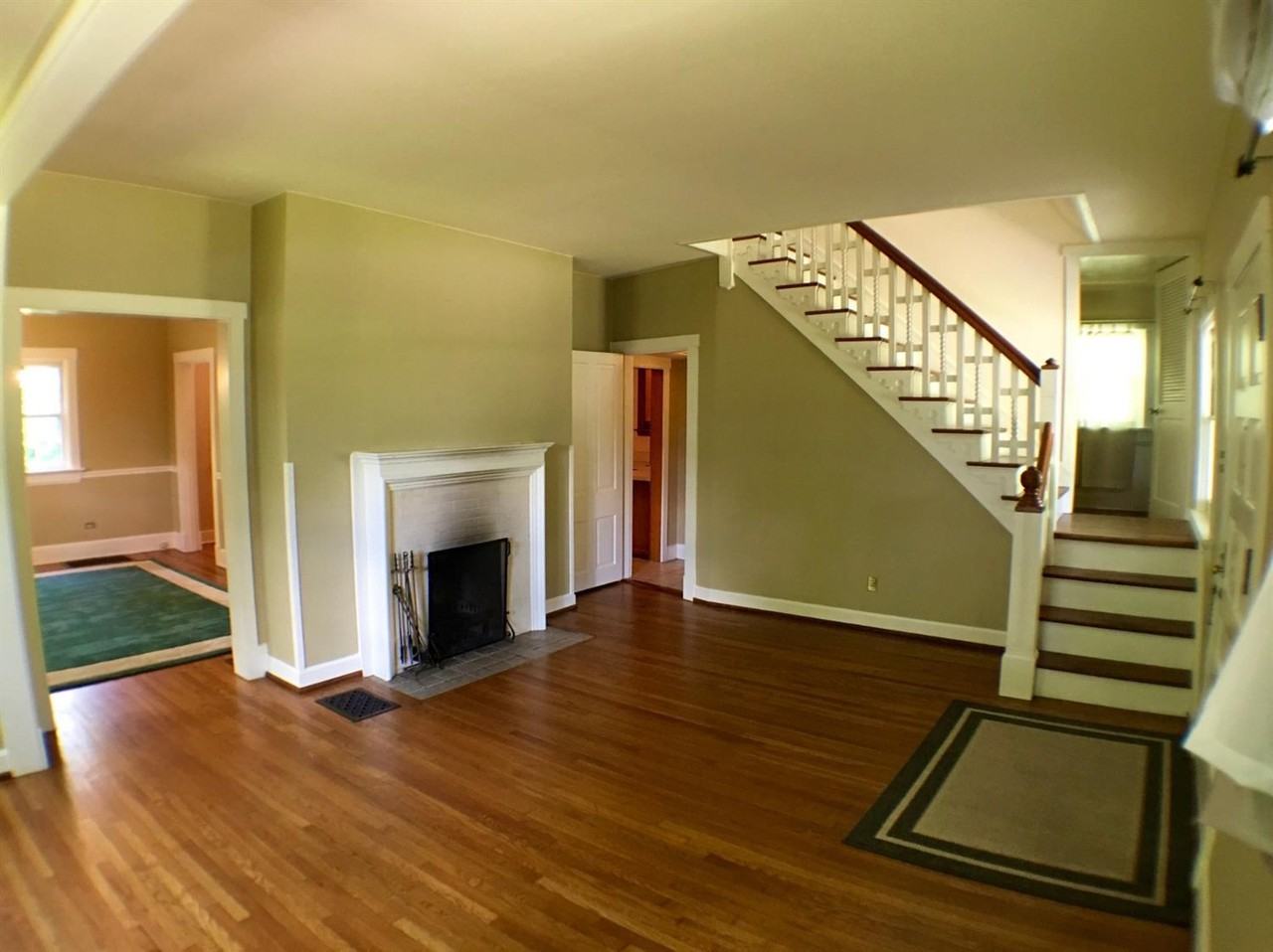 3614 Davenant Ave - Photo 2 of 17