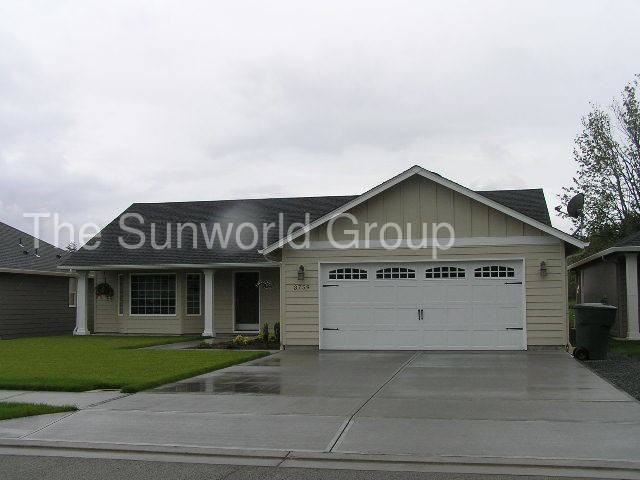 3759 Ohio St - Photo 2 of 15