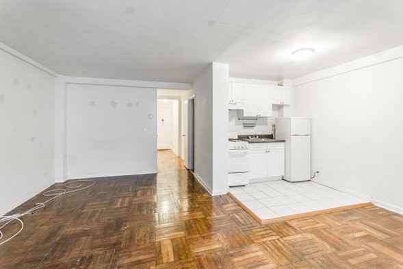 Lexington Ave & E 55th St - Photo 2 of 3