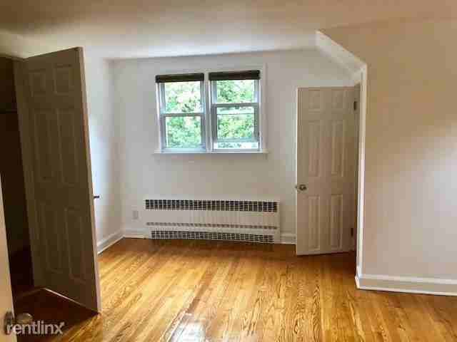 2 Wyman St - Photo 2 of 10