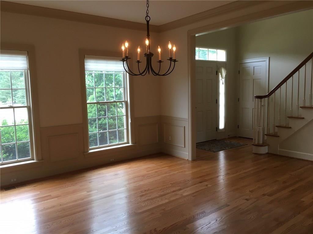 19 Hunt Club Dr - Photo 3 of 18