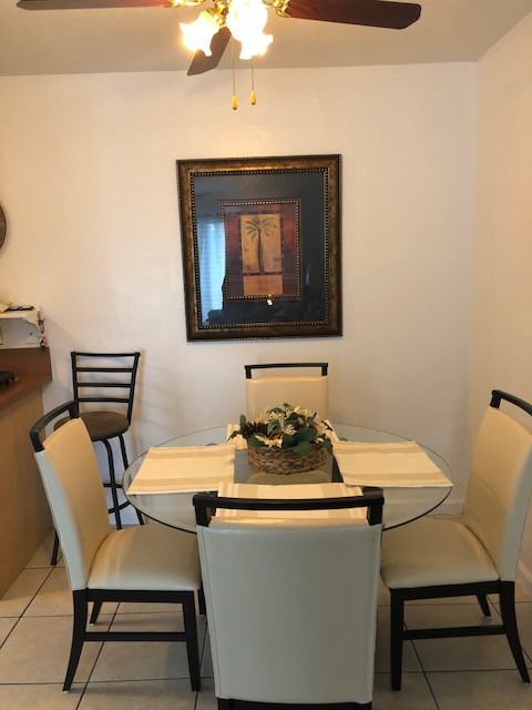 915 NE 8th street - Photo 3 of 4