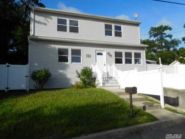 11 Mills Path - Photo 2 of 14