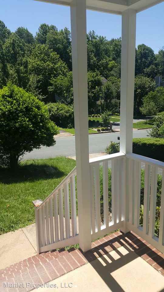 1196 Raintree Dr - Photo 3 of 23