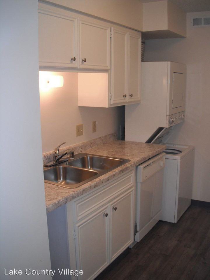 1071 Regent Rd. - Photo 3 of 13