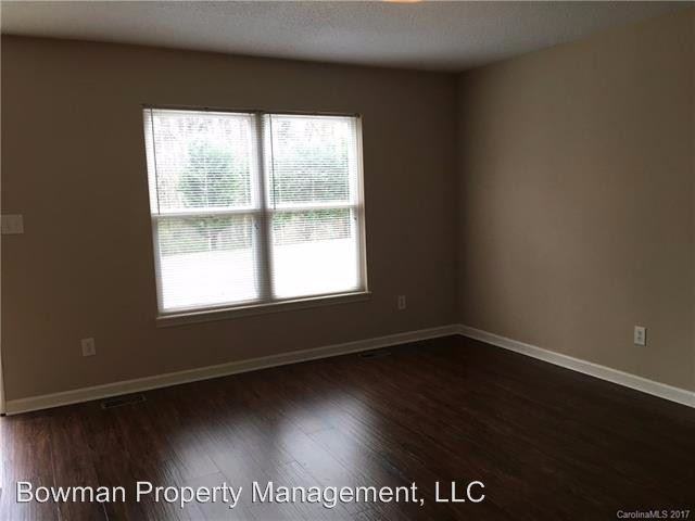 1520 N Main Avenue - Photo 2 of 10