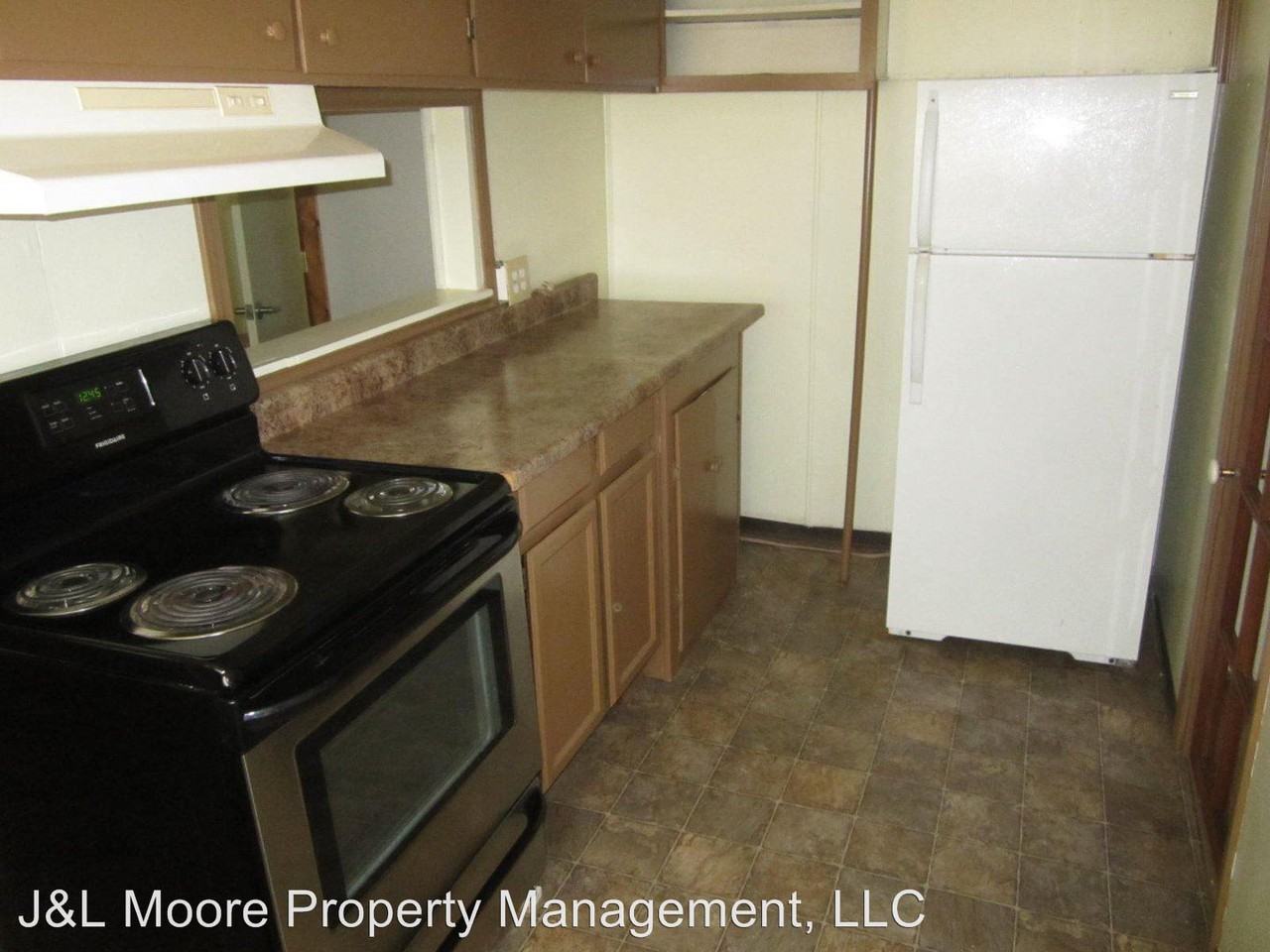 1183 6th Ave - Photo 2 of 9