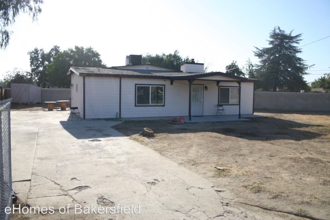 1123 Lomita Dr - Photo 3 of 23