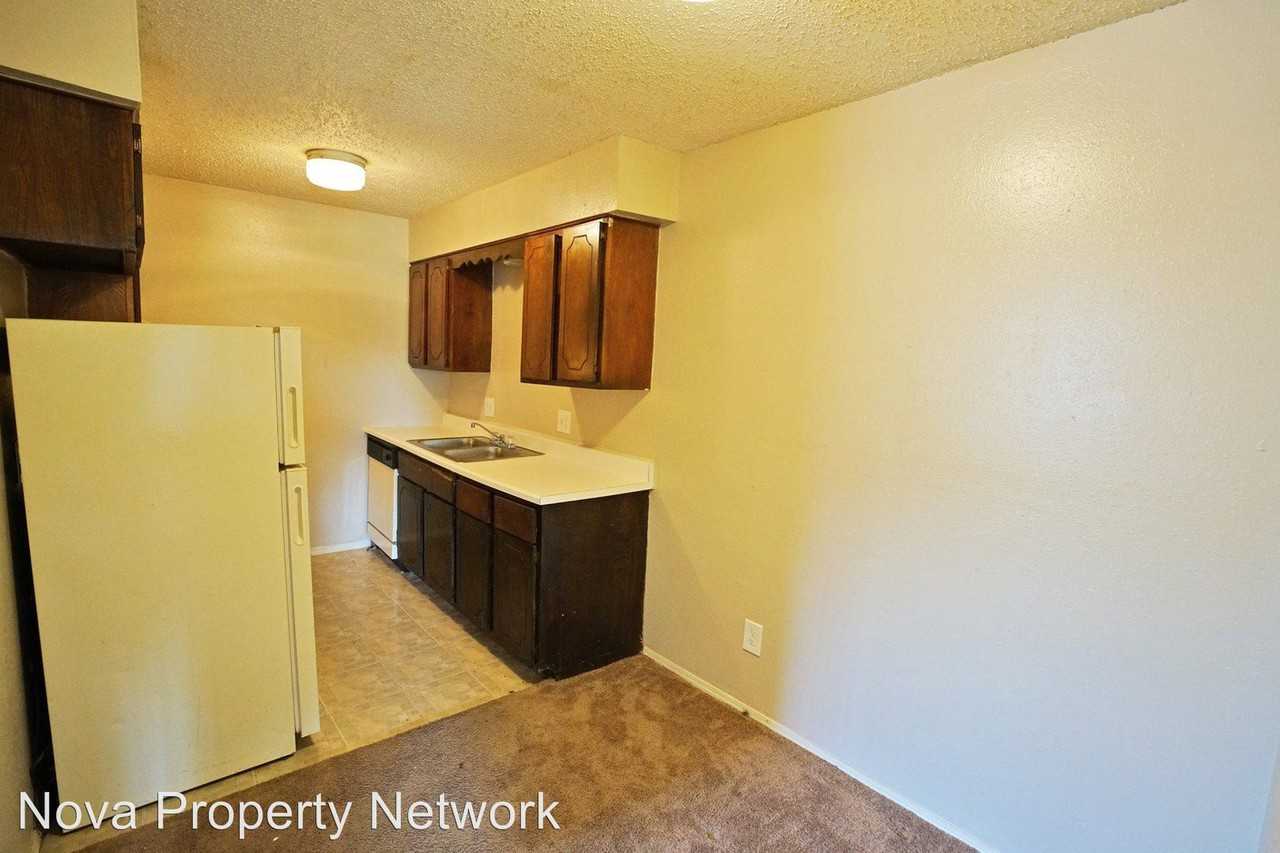 Cypress Point Apartments 1803 E. Remington Street - Photo 3 of 16