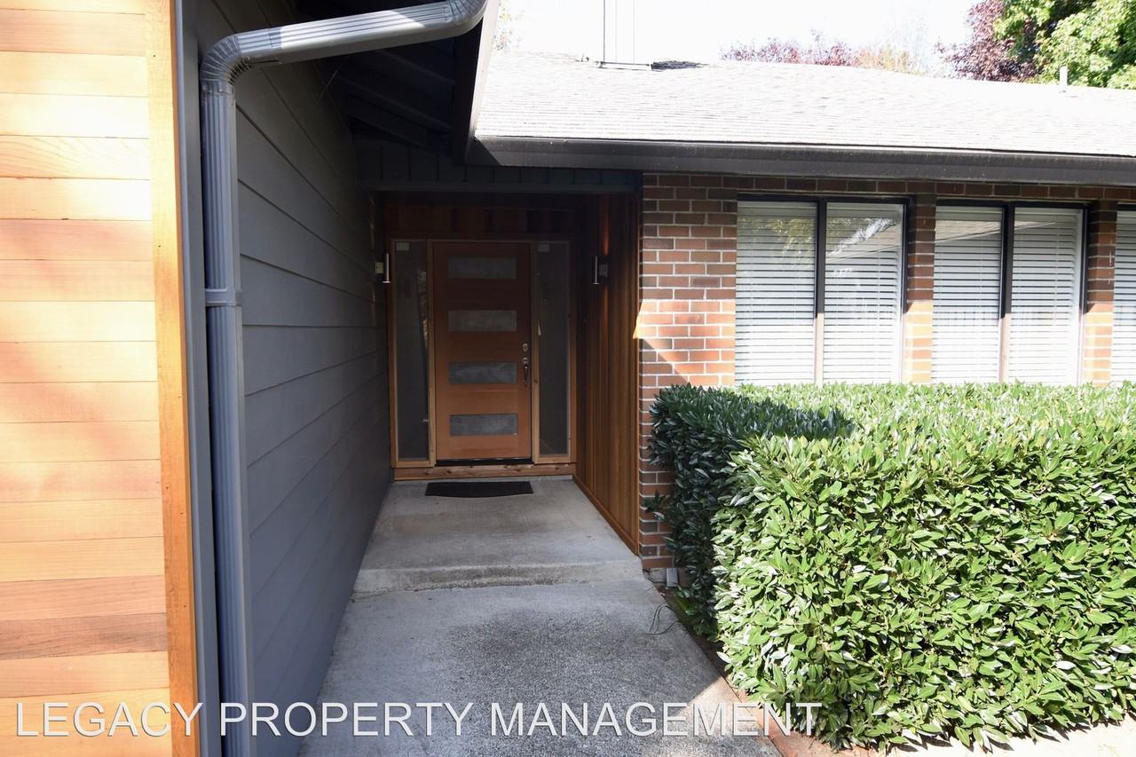 13216 SE Forest St - Photo 3 of 22