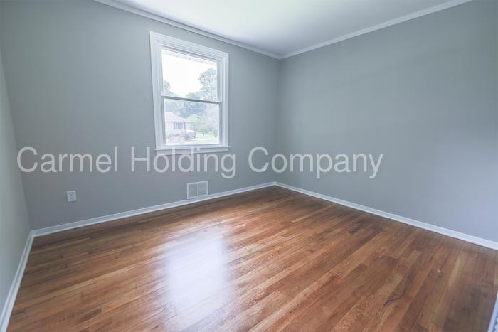 3080 Stockton St - Photo 3 of 6