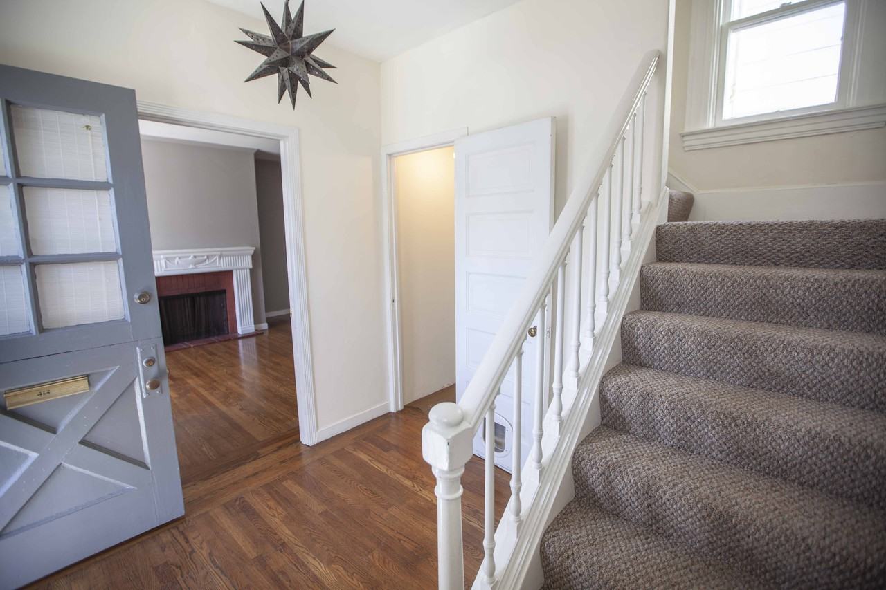 463 31st Ave - Photo 2 of 24