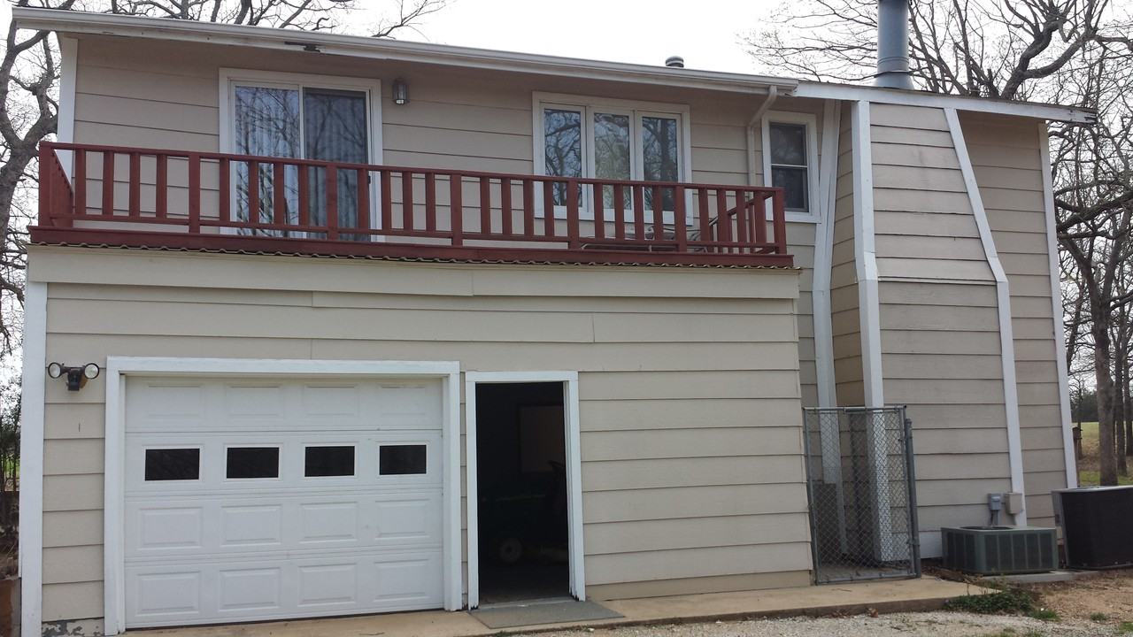 19335 CR 1550 - Photo 2 of 23