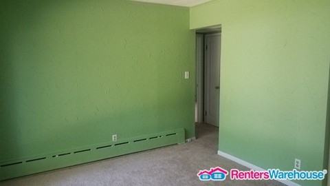 306 Arlington Ave W - Photo 2 of 10