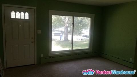 306 Arlington Ave W - Photo 3 of 10