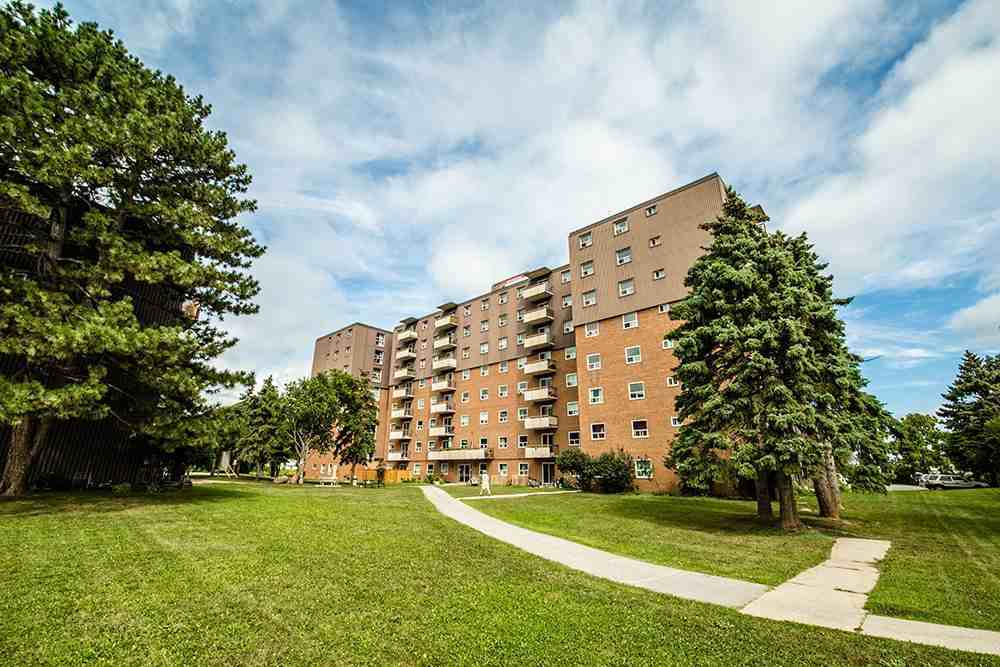 Grimsby Apartments - Photo 2 of 10