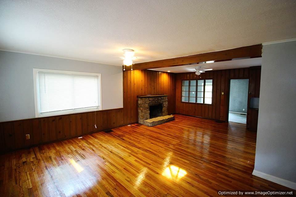 9204 Askew Ave - Photo 3 of 17