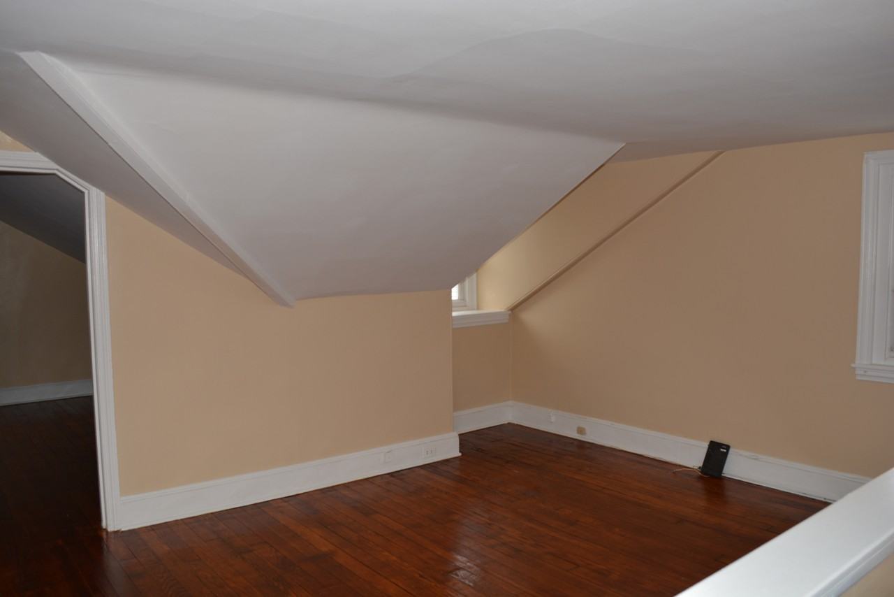 703 Bethlehem Pike - Photo 3 of 5