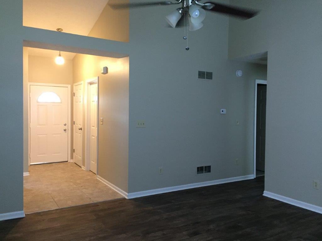 3605 Black Locust Dr - Photo 3 of 18