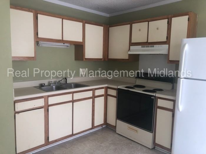 112 Sunny Acres Rd - Photo 3 of 6