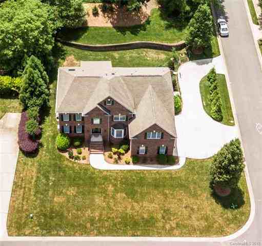 2302 Keara Way - Photo 2 of 27