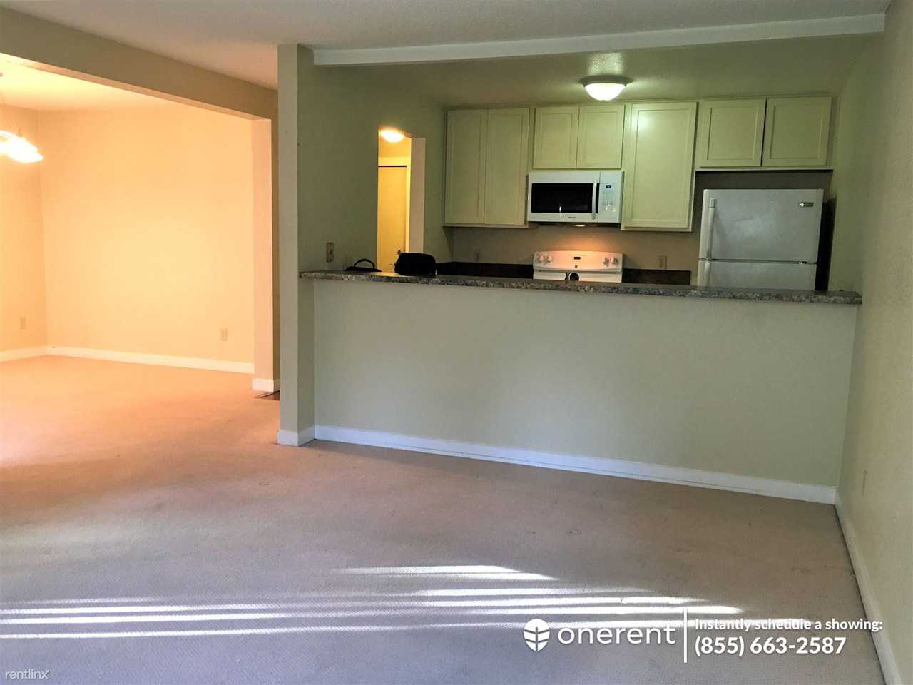 4421 148th Ave NE #C13 - Photo 2 of 20