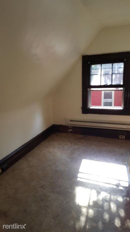 1511 Perkiomen Ave #3rd Fl - Photo 2 of 20