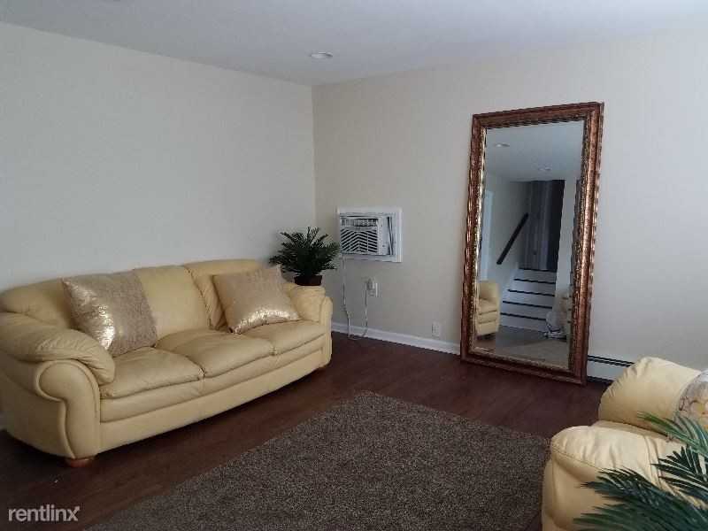 427 Lake St - Photo 3 of 43